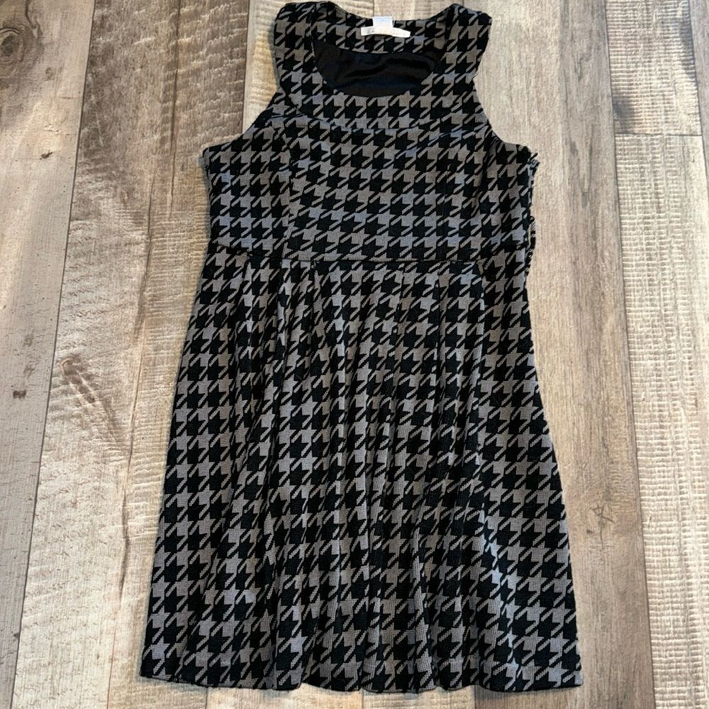 CHARLETTE  RUSSE- women mini dress/top-size Large